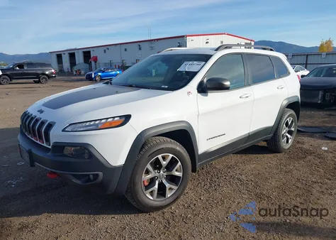 2015 Jeep Cherokee Trailhawk from USA, damaged, VIN 1C4PJMBB2FW770174